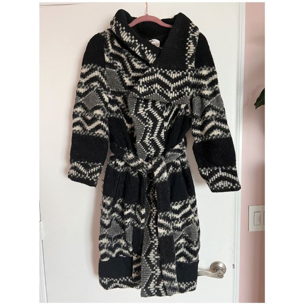 Gorgeous DIESEL Oversized sweater coat. Size Small.